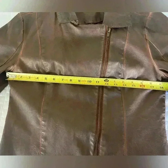 Bagatelle Vintage-Inspired Vegan Leather Jacket Medium - Picture 5 of 6